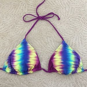SOLD Billabong bikini top